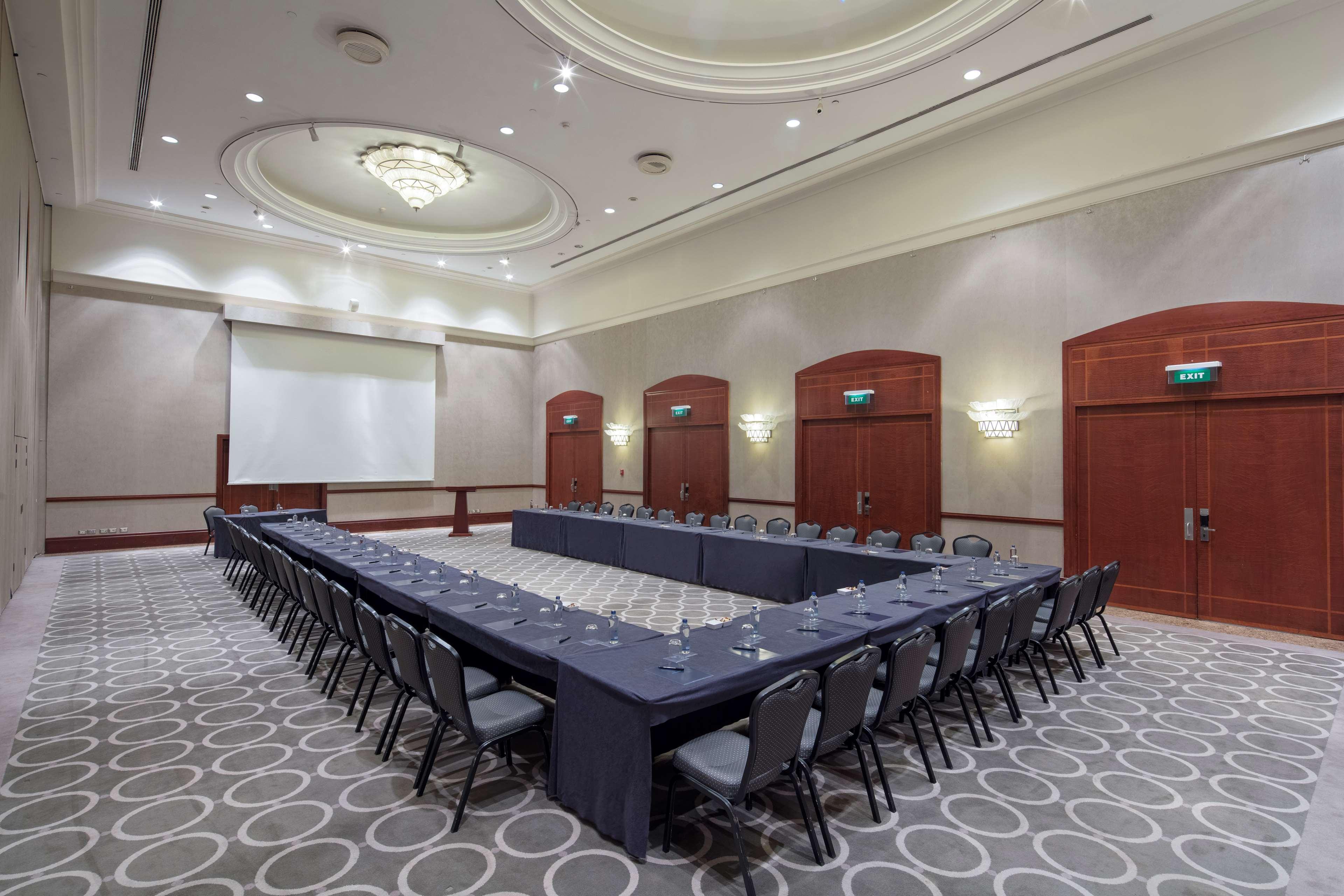 Adana Hiltonsa Hotel Kültér fotó