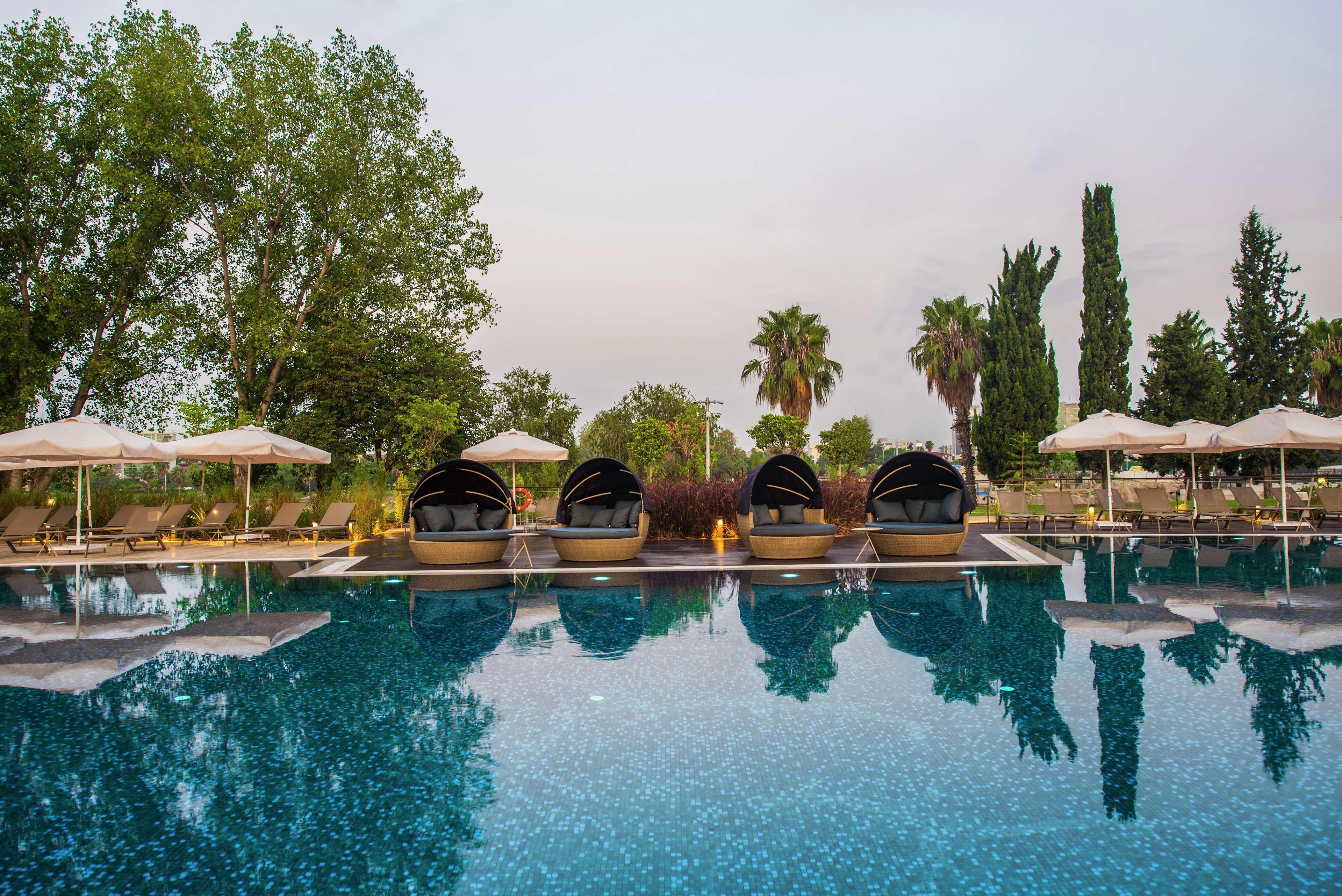 Adana Hiltonsa Hotel Kültér fotó