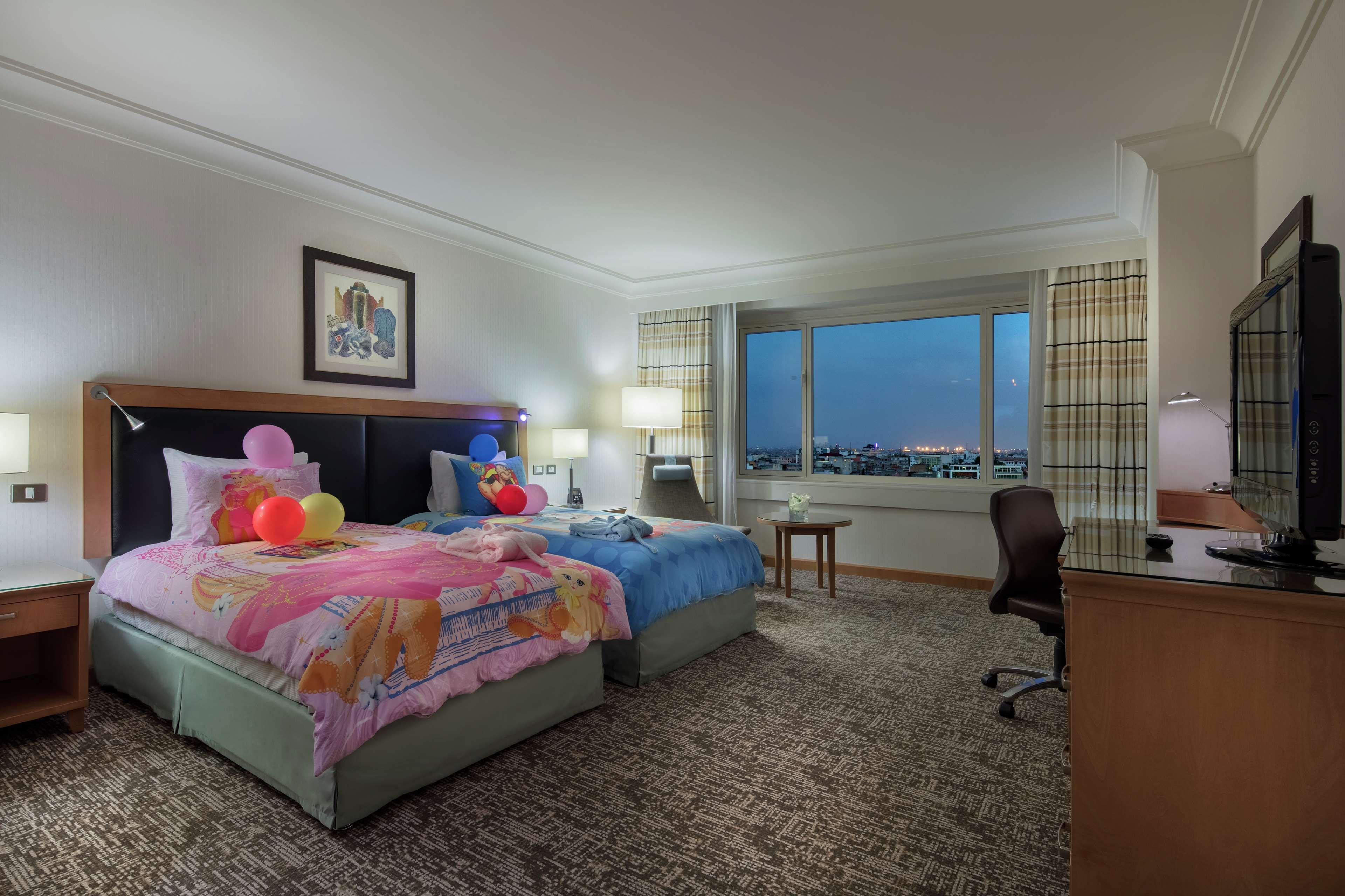 Adana Hiltonsa Hotel Kültér fotó