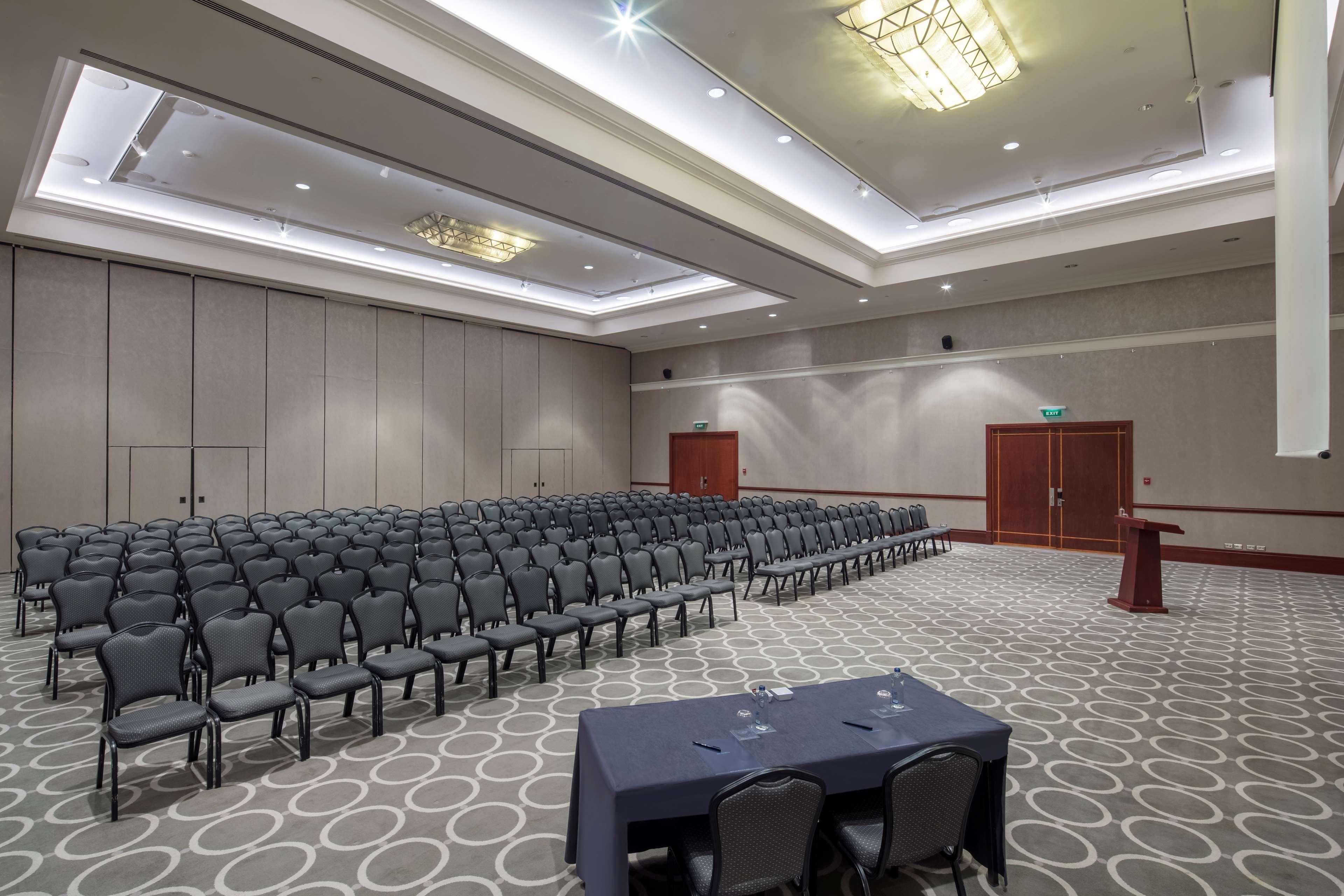 Adana Hiltonsa Hotel Kültér fotó