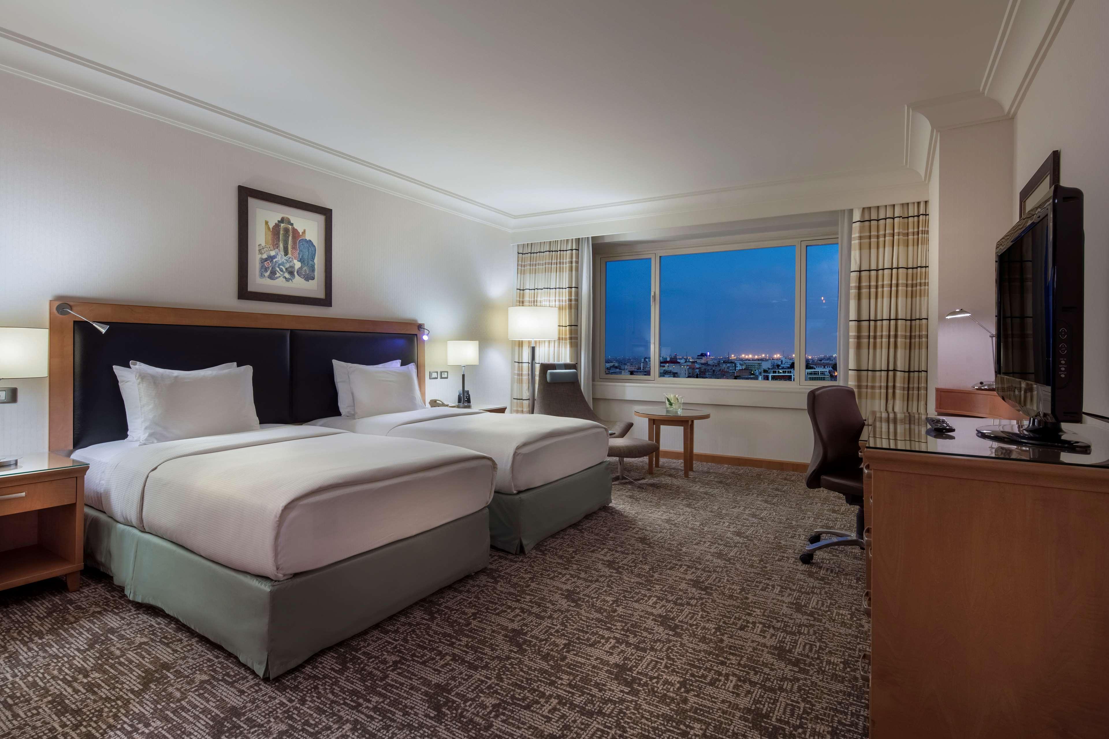 Adana Hiltonsa Hotel Kültér fotó