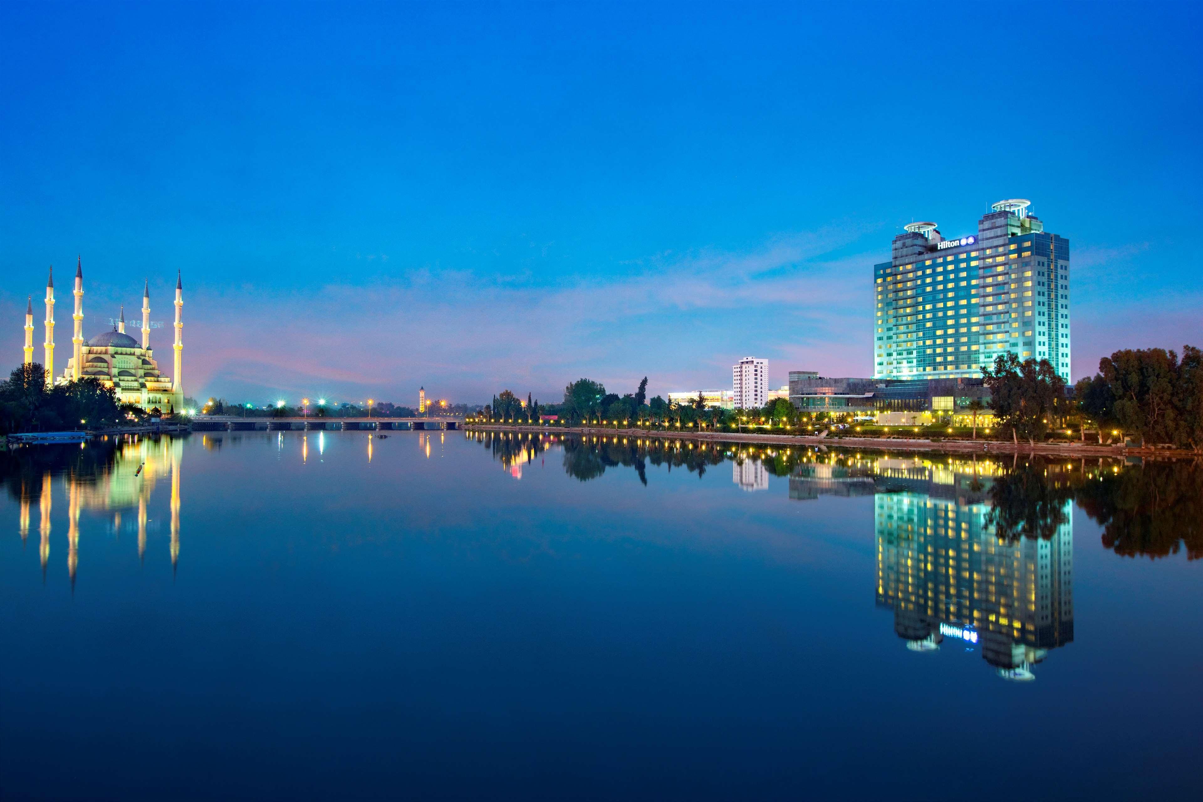 Adana Hiltonsa Hotel Kültér fotó