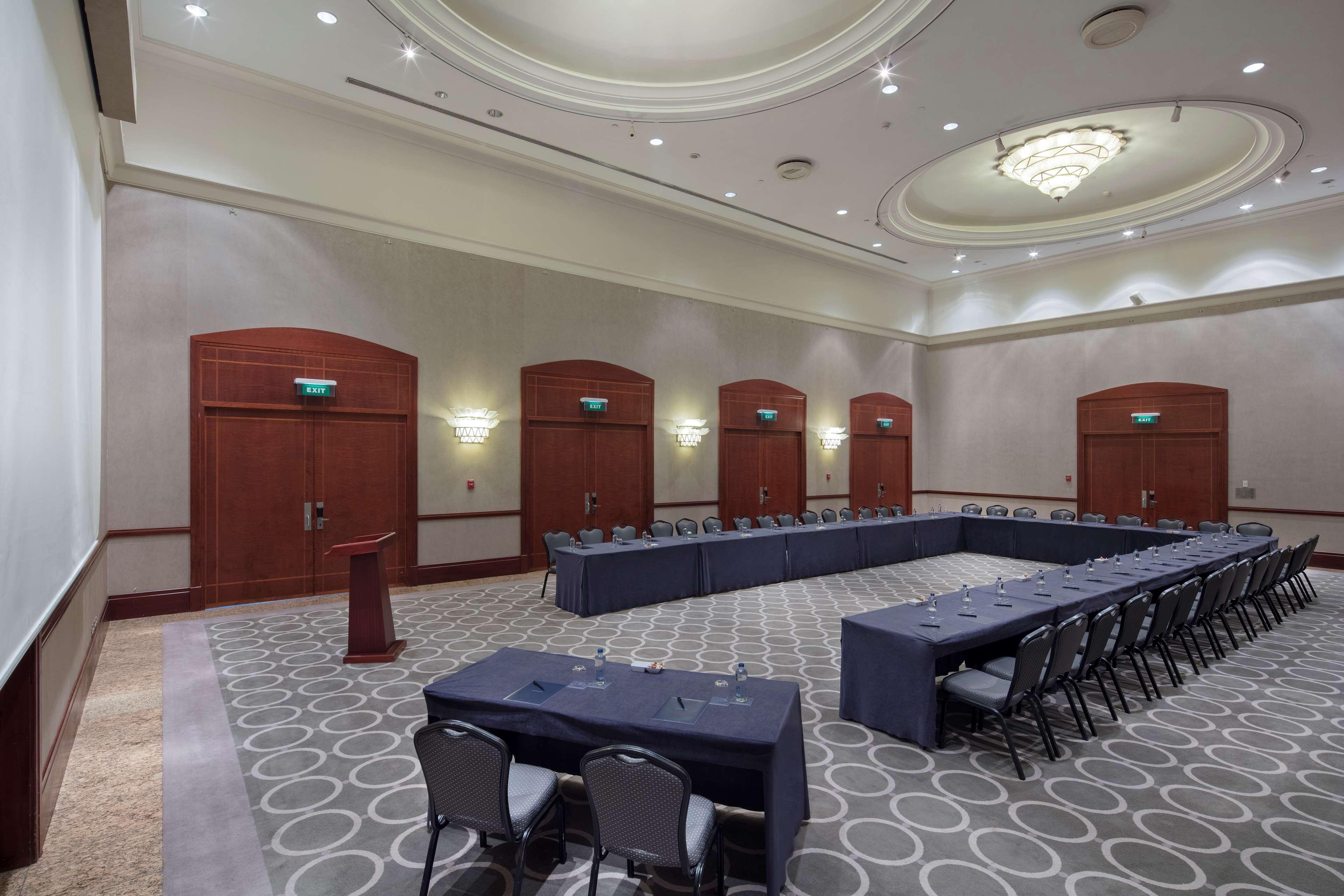 Adana Hiltonsa Hotel Kültér fotó