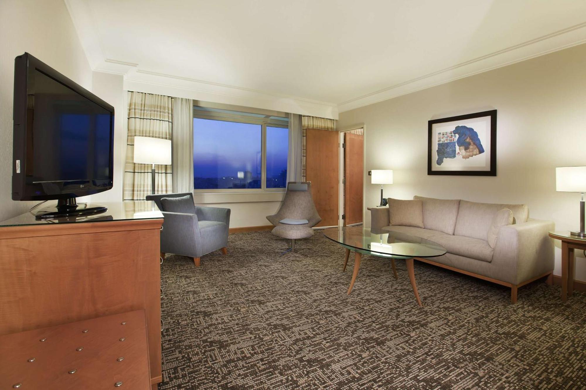 Adana Hiltonsa Hotel Kültér fotó