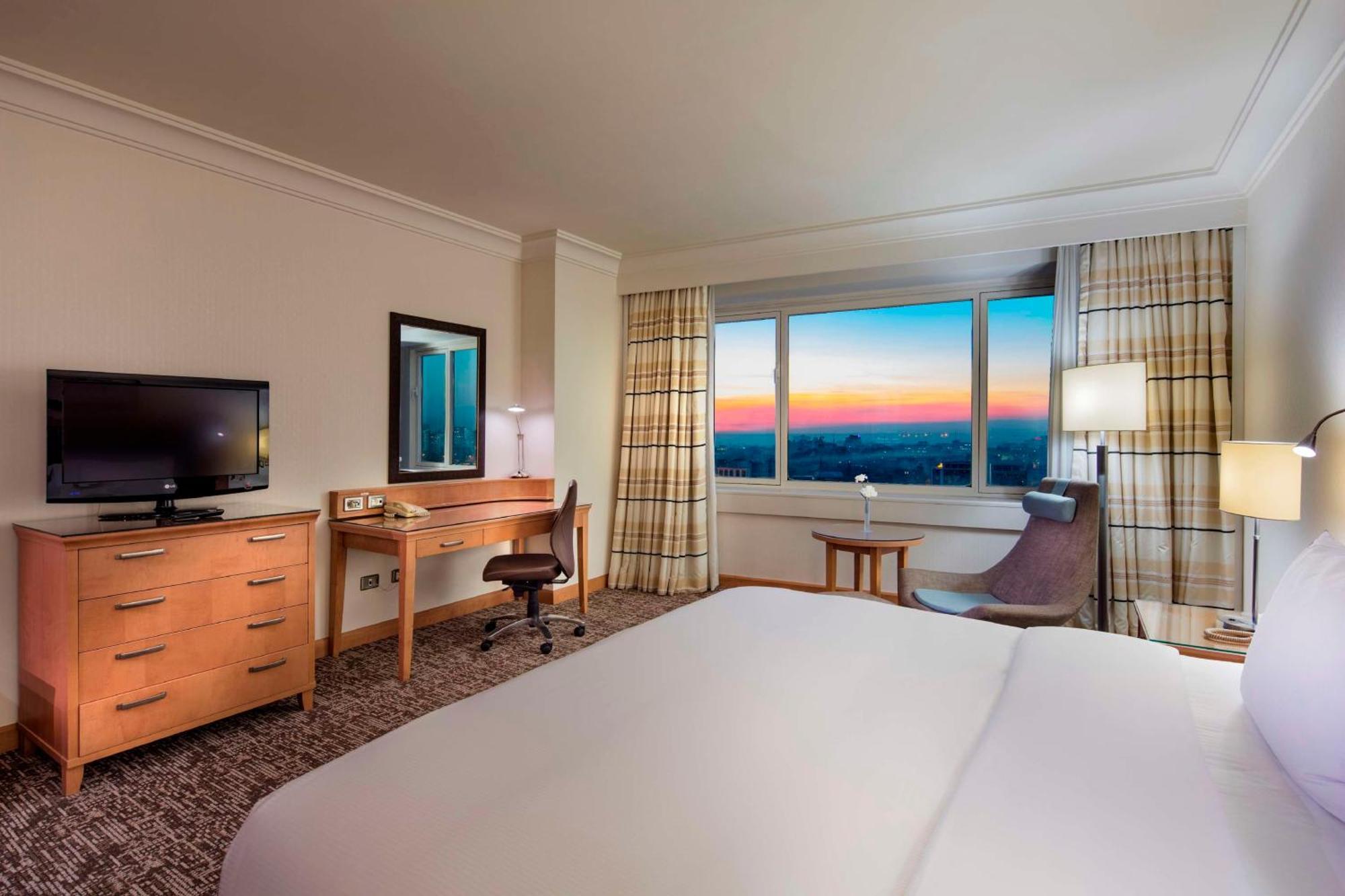 Adana Hiltonsa Hotel Kültér fotó
