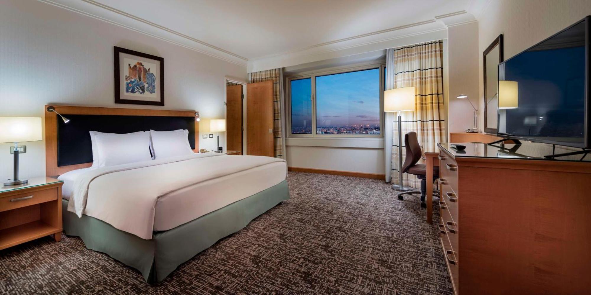 Adana Hiltonsa Hotel Kültér fotó