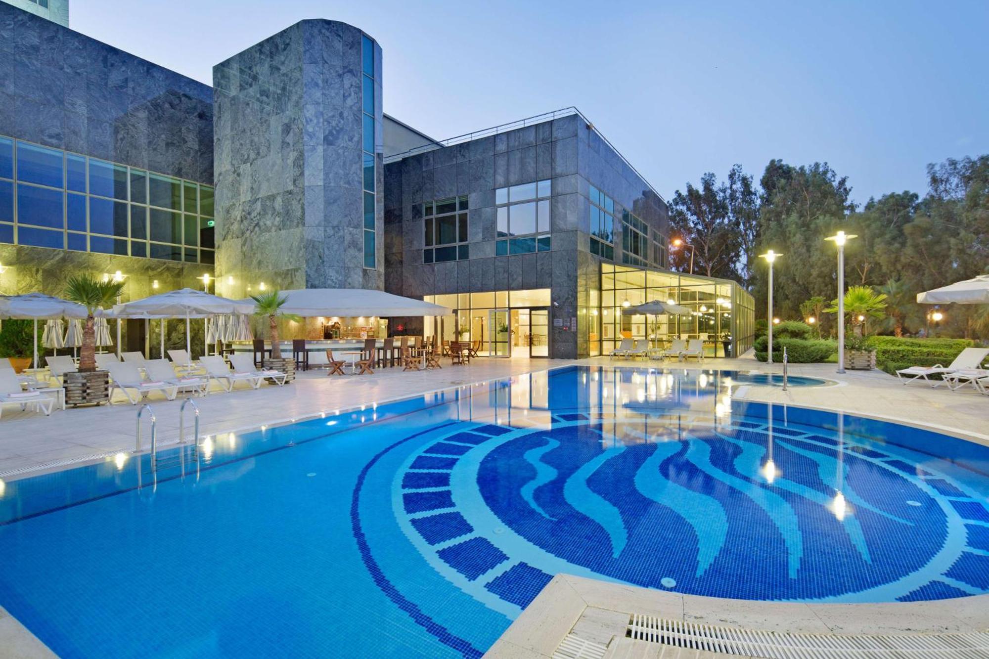 Adana Hiltonsa Hotel Kültér fotó